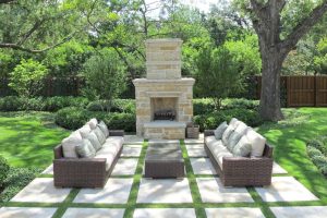 Read more about the article Amazing Outdoor Living Spaces to Bask in the Texas Heat Throughout Summer 2024